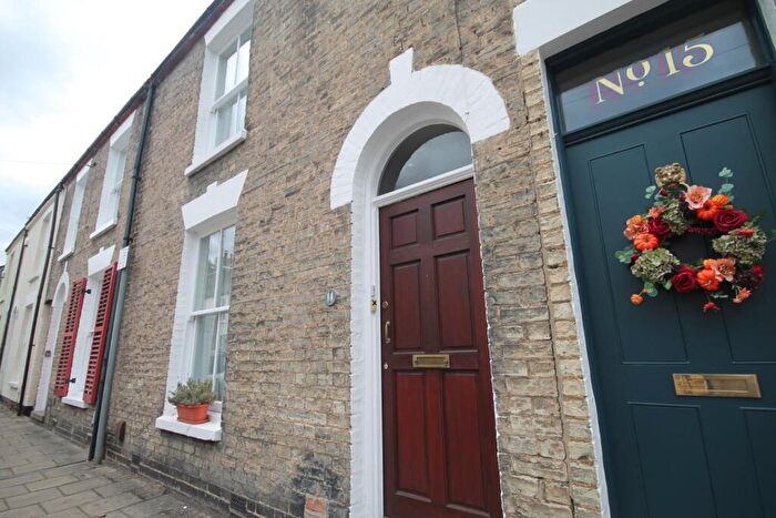 3 Bedroom Terraced House To Rent In Perowne Street, Cambridge, CB1