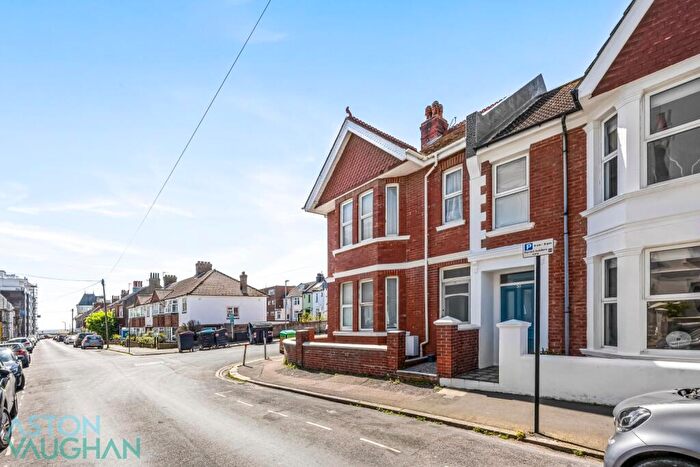 3 Bedroom Apartment To Rent In Arundel Street, Brighton, BN2