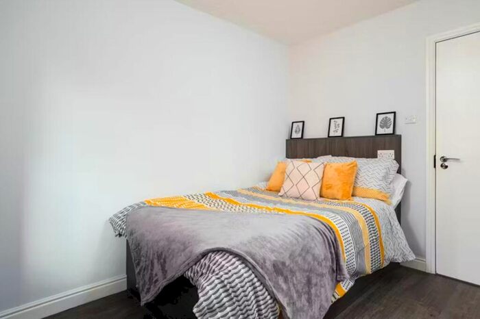 1 Bedroom Flat To Rent In Royal Park Rd, Leeds, LS6