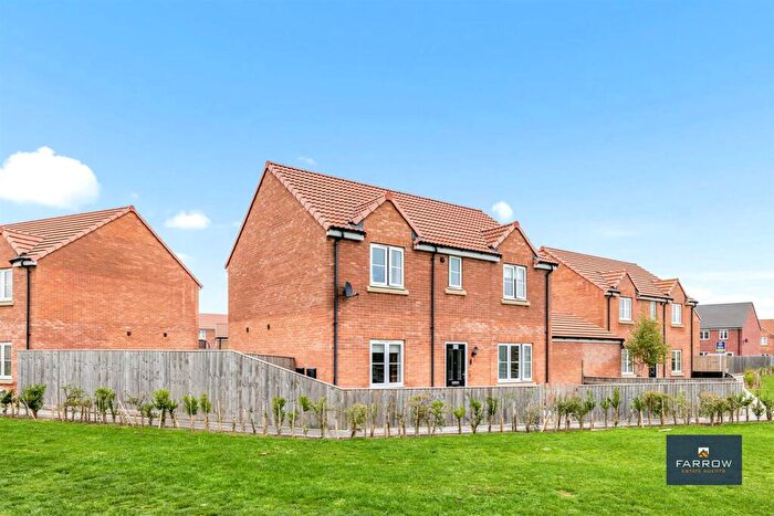 4 Bedroom Detached House For Sale In Bytham Close, Scartho Top, Grimsby, DN33