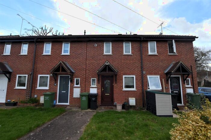 2 Bedroom Terraced House To Rent In Montpelier Close, Billericay, CM12