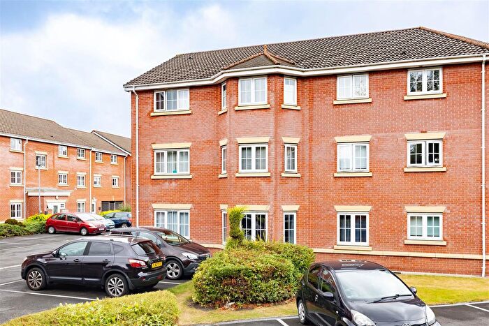 2 Bedroom Flat For Sale In Firbank, Bamber Bridge, Preston, PR5