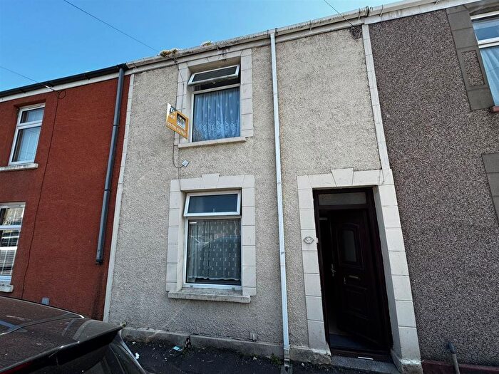 5 Bedroom Terraced House For Sale In Vincent Street, Sandfields, Swansea, SA1