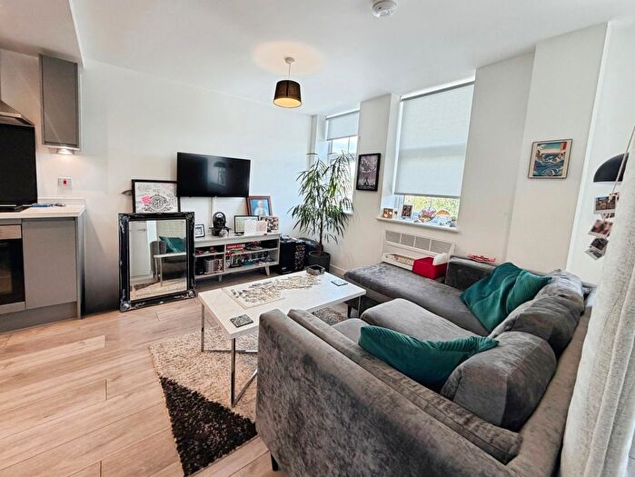 1 Bedroom Flat For Sale In - Stanishgate, Wigan, WN1