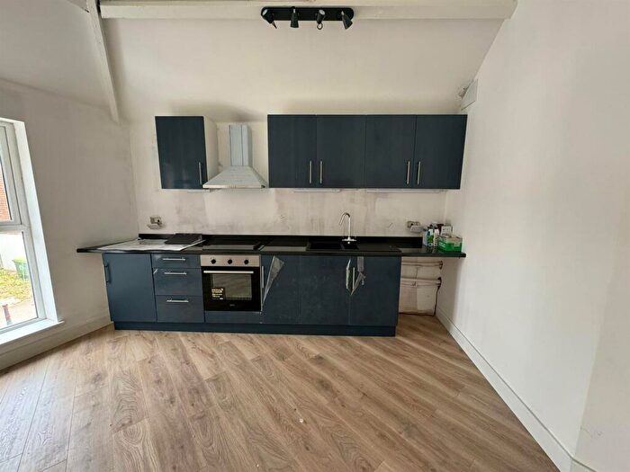 2 Bedroom Flat To Rent In , George Street, Hailsham, BN27