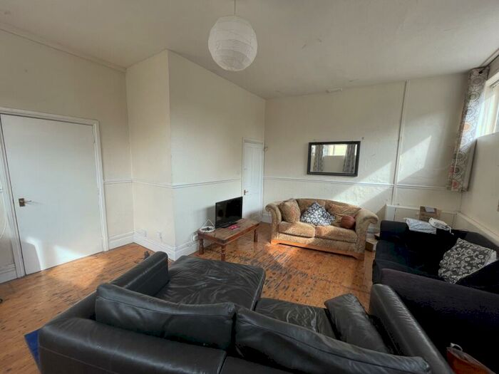 10 Bedroom End Of Terrace House To Rent In Zetland Road, Redland, Bristol, BS6