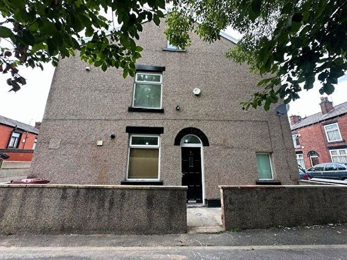 3 Bedroom End Of Terrace House To Rent In Sterratt Street, Heaton, Bolton, BL1