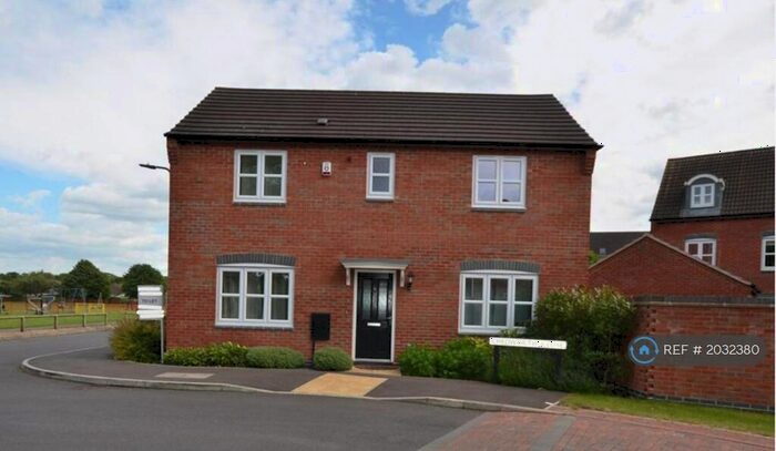 4 Bedroom Detached House To Rent In Chedworth Close, Peterborough, PE4