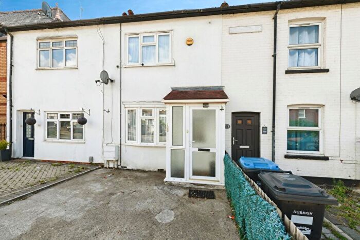 2 Bedroom Terraced House For Sale In Godstone Road, Whyteleafe, Surrey, CR3