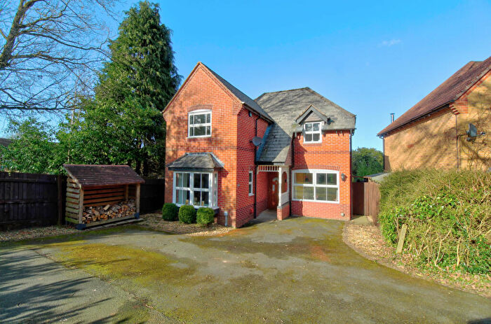 3 Bedroom Detached House For Sale In Oakleaf Rise, Kidderminster, DY14