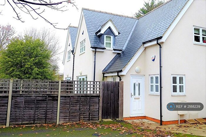 1 Bedroom Flat To Rent In Dynasty Court, London, SE25