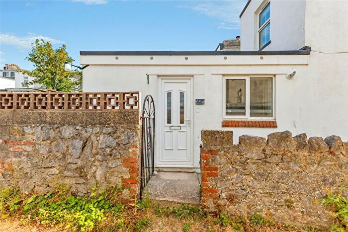 1 Bedroom Property To Rent In Kenwyn Road, Torquay, TQ1