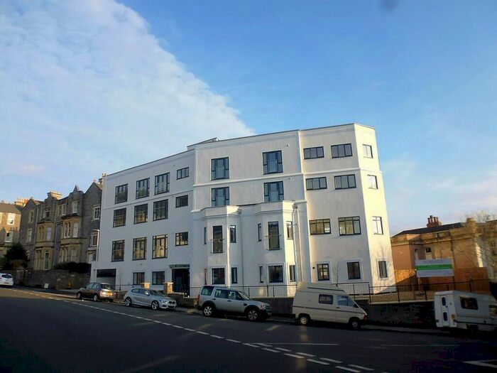 2 Bedroom Flat To Rent In Dorville House, Weston-Super-Mare, BS23