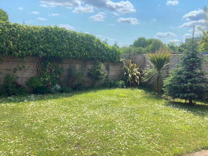 2 Bedroom End Of Terrace House To Rent In Carville Crescent, Brentford, TW8