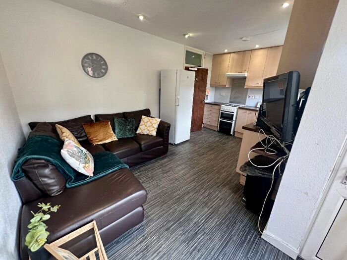 4 Bedroom House To Rent In Metchley Drive (D), Harborne, Birmingham, West Midlands, B17