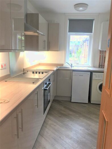 4 Bedroom Terraced House To Rent In Rookery Road, Selly Oak, Birmingham, B29