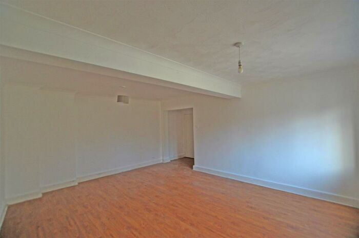 End Of Terrace House To Rent In Seaside, Eastbourne, BN22