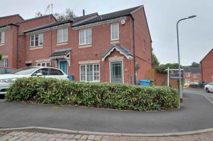 3 Bedroom End Of Terrace House To Rent In Pillaton Drive, Huntington, Cannock, WS12