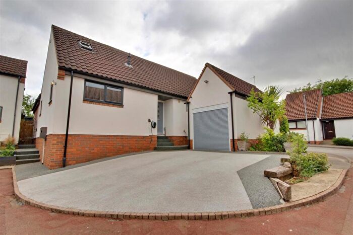 4 Bedroom Detached House For Sale In Bramble Garth, Walkington, Beverley, HU17