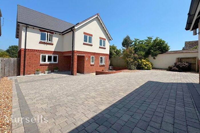5 Bedroom Detached House For Sale In Beech Close, Spetisbury, Blandford Forum, DT11
