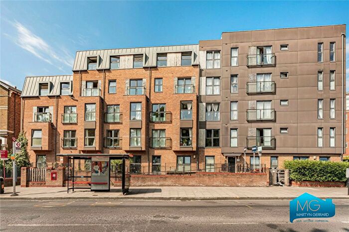 1 Bedroom Flat To Rent In Amhurst Road, Hackney, London, E8