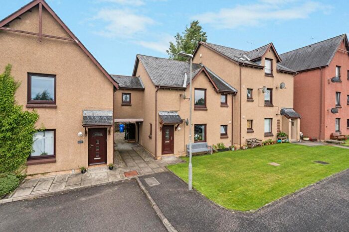 3 Bedroom Flat For Sale In Craigard Road, Callander, FK17