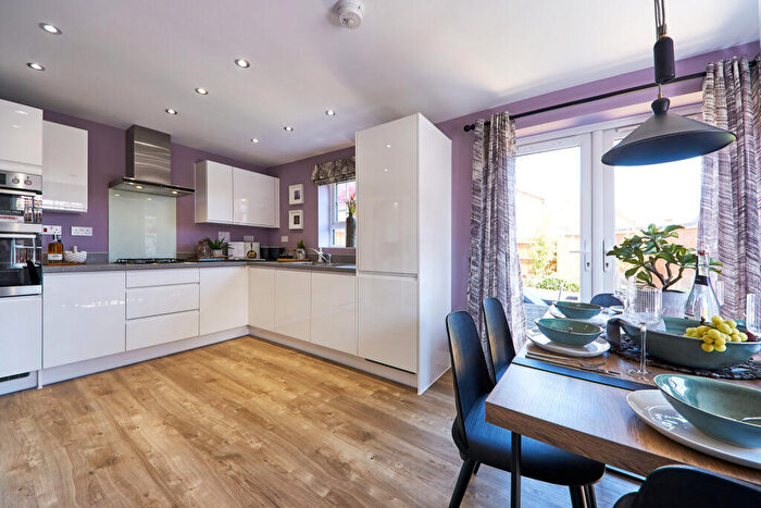 3 Bedroom Detached House For Sale In Priors Hall Park, NN17
