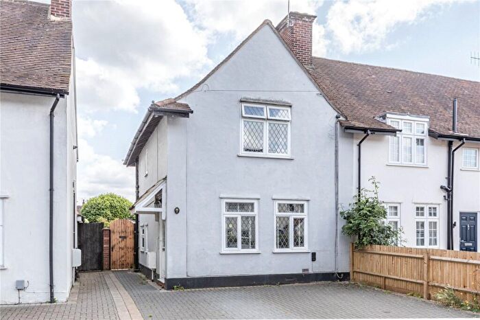 2 Bedroom End Of Terrace House For Sale In Caillard Road, Byfleet, West Byfleet, Surrey, KT14