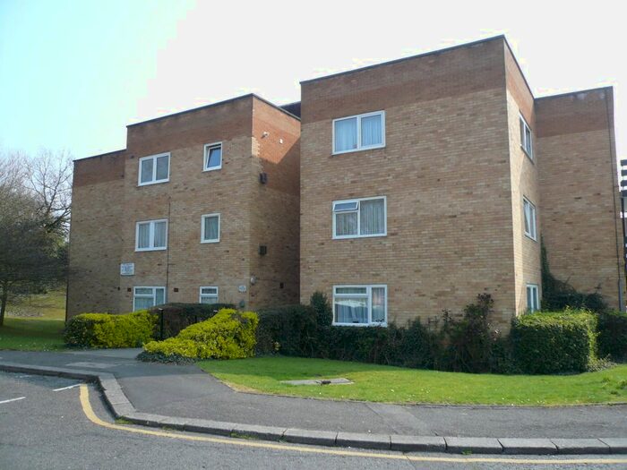 1 Bedroom Flat To Rent In Septembery Way, Stanmore, HA7