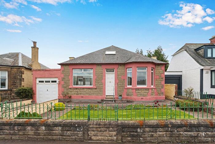 4 Bedroom Detached Bungalow For Sale In Duddingston Road, Duddingston, Edinburgh, EH15