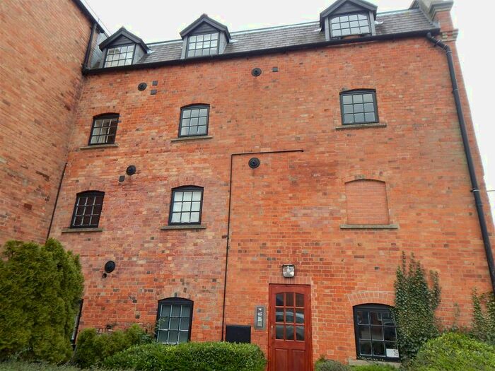 2 Bedroom Flat To Rent In Greet Lily Mill, Station Road, Southwell, NG25