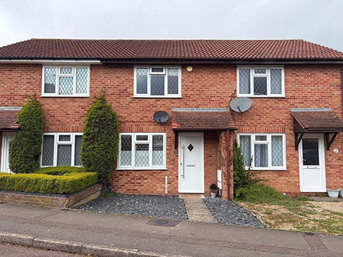 2 Bedroom Terraced House For Sale In Moor Pond Close, Bicester, OX26