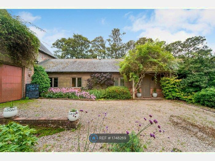 3 Bedroom Semi-Detached House To Rent In Milton Street, Polegate, BN26