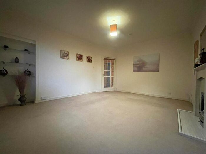 2 Bedroom Flat To Rent In Abbey Road, Auchterarder, Perth, PH3