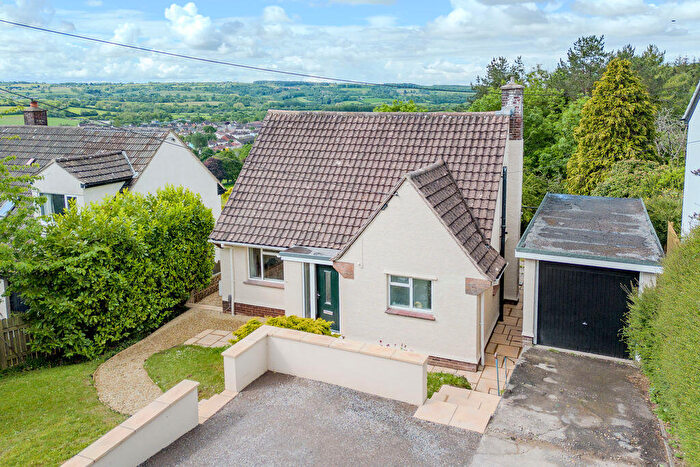 2 Bedroom Detached House For Sale In Providence Lane, Long Ashton, BS41