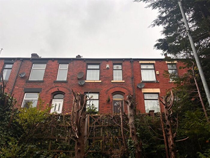 3 Bedroom House To Rent In Belfield Lane, Rochdale, Greater Manchester, OL16