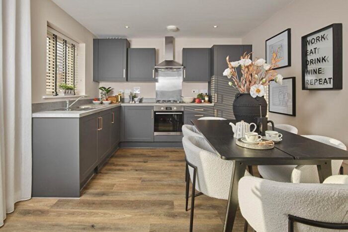 3 Bedroom Semi-Detached House For Sale In Woolhouse Way, Cringleford Norwich, Norfolk, NR4