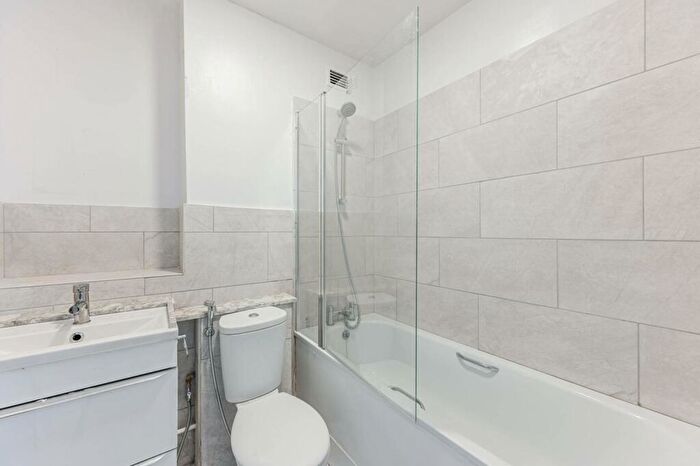 1 Bedroom Flat To Rent In St Johns Wood Road, St John's Wood, London, NW8