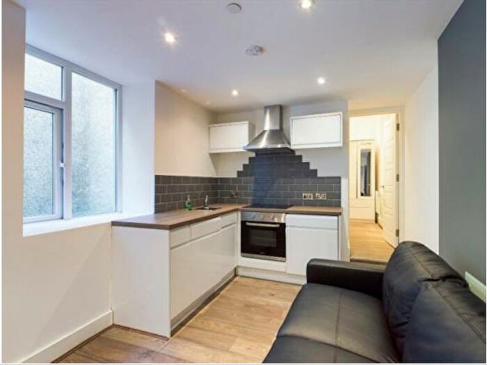 1 Bedroom Flat To Rent In Mansel Street, Swansea, SA1