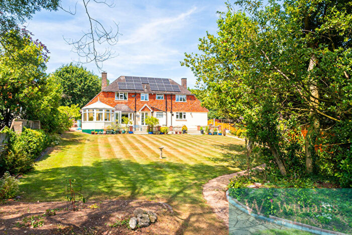 4 Bedroom Detached House For Sale In Elenors Grove, Fishbourne, PO33