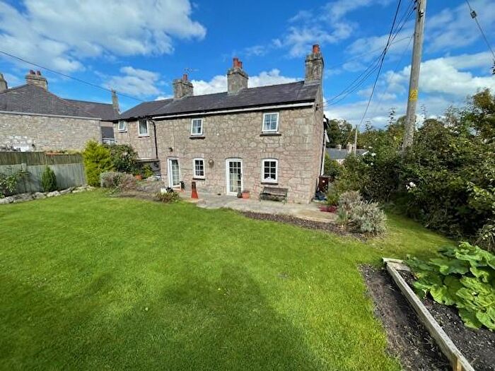 3 Bedroom Semi-Detached House For Sale In Gadlas Cottages, Mill Street, Llanddulas, LL22