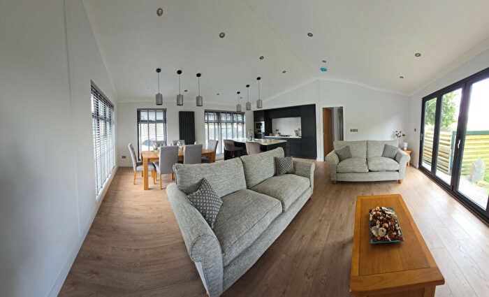 2 Bedroom Park Home For Sale In Hawes, Yorkshire, DL8