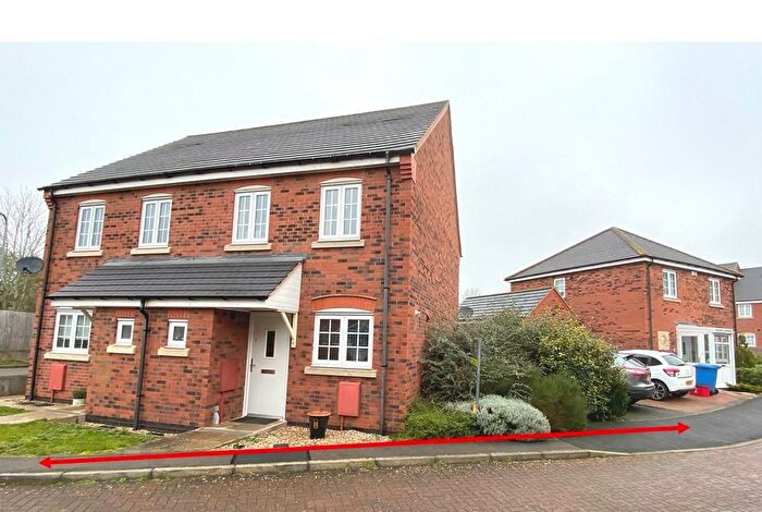 2 Bedroom Semi-Detached House To Rent In Cul-De-Sac Postion - Tawny Lane, Desborough, NN14