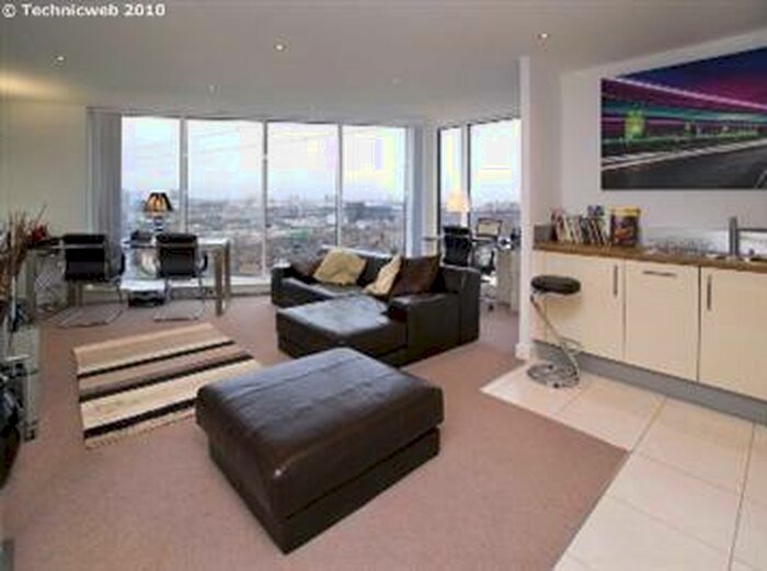 1 Bedroom Flat To Rent In Ross Apartments, Seagull Place, Royal Victoria Docks, Canary Wharf, London, E16