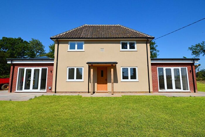 4 Bedroom House To Rent In South Pickenham, PE37