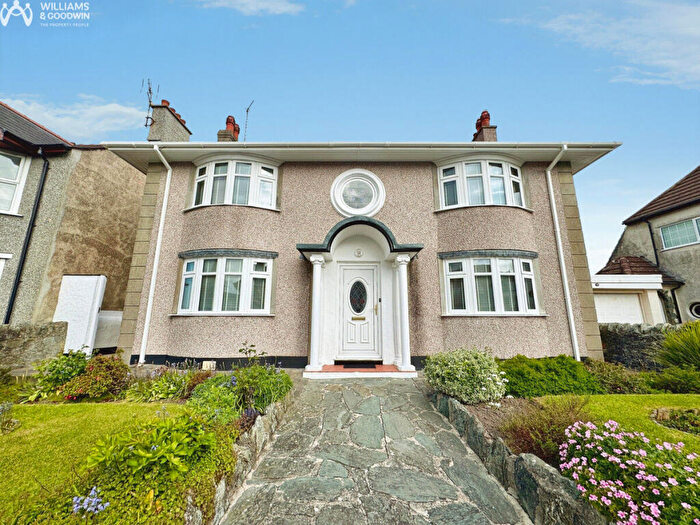 4 Bedroom Detached House For Sale In Walthew Avenue, Holyhead, Anglesey, LL65