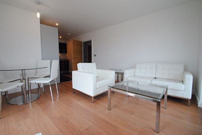 1 Bedroom Flat To Rent In Barge Walk, London, SE10