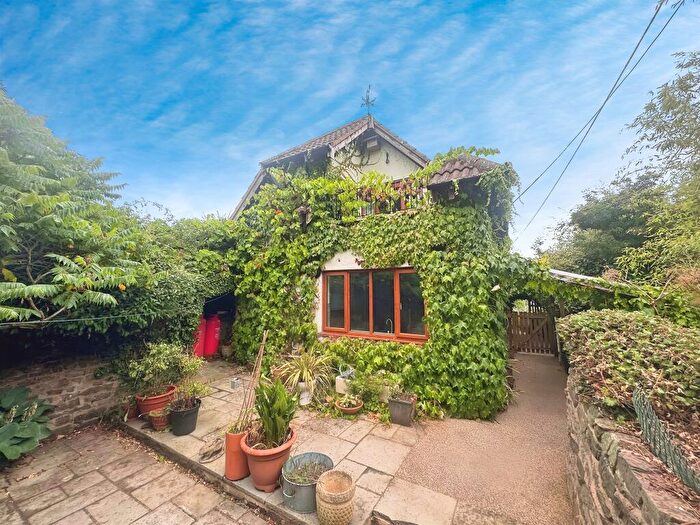 4 Bedroom Semi-Detached House For Sale In ., Tiverton, EX16