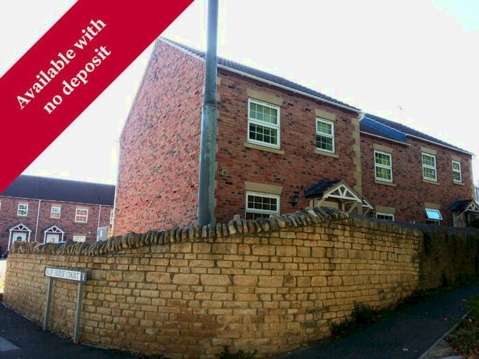 3 Bedroom Town House To Rent In Blue Horse Court, Great Ponton, NG33