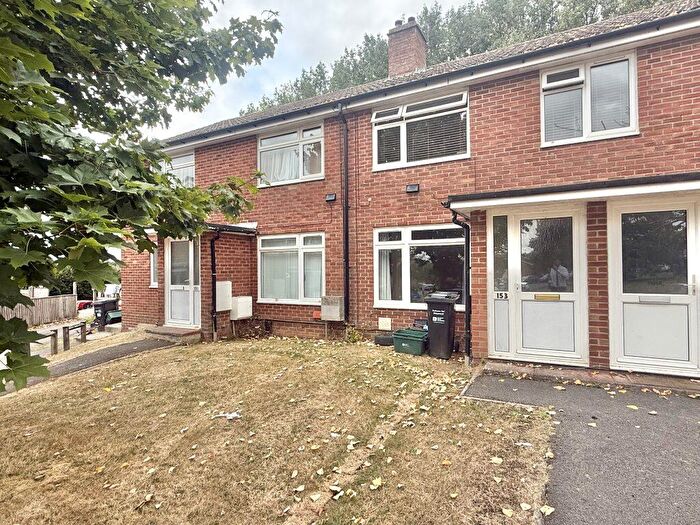 2 Bedroom Flat For Sale In Wessex Road, Yeovil, Somerset, BA21